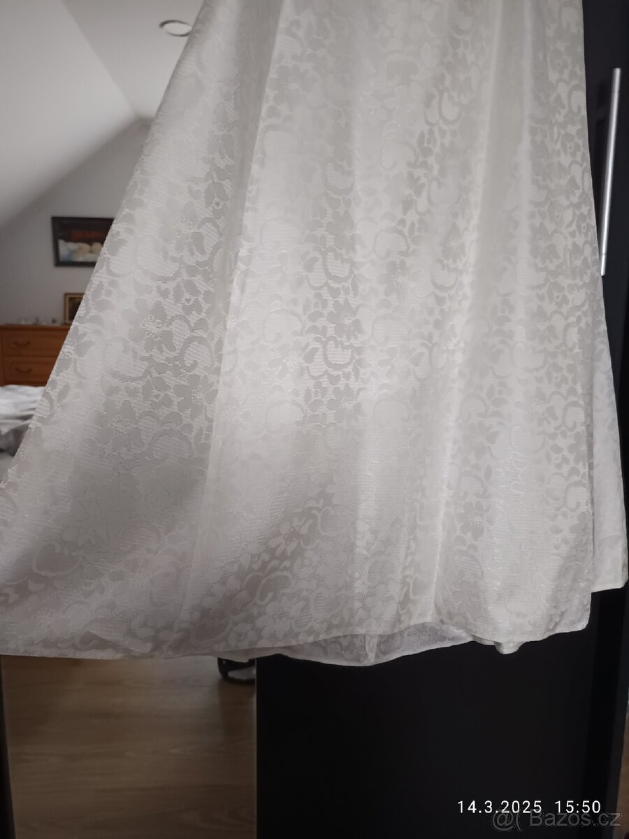 Prodám společenské šaty