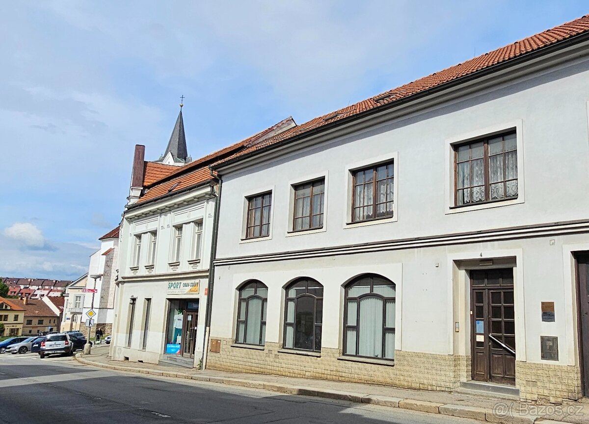 Pronájem komerčích prostor 111 m2, Myslíkova, Pacov okr. Pel
