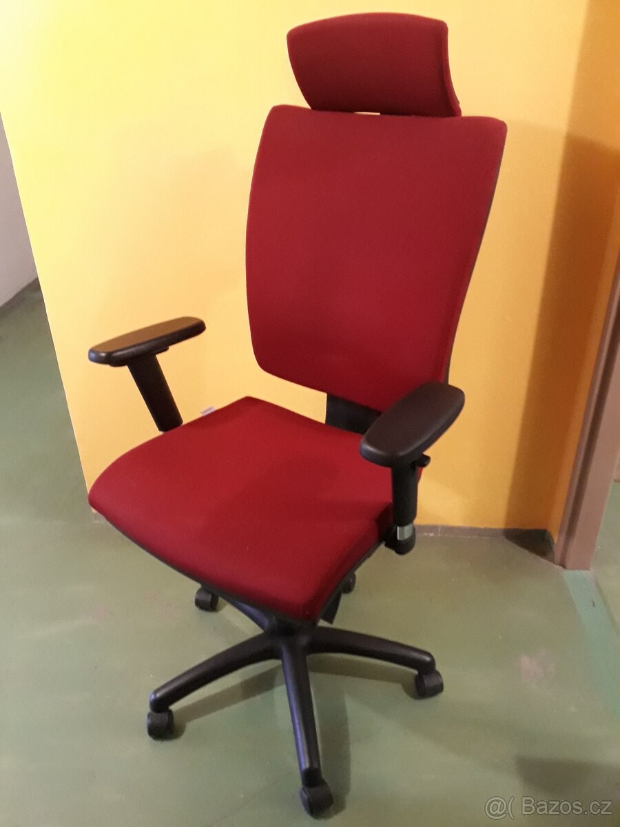 Židle polohovací červená