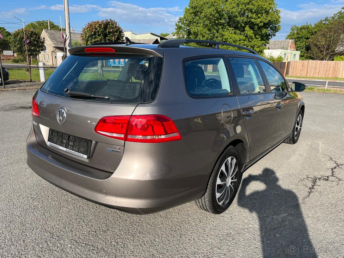 VW PASSAT 1.6 TDI SERVISNí KNIHA PROTOKOLY K STK