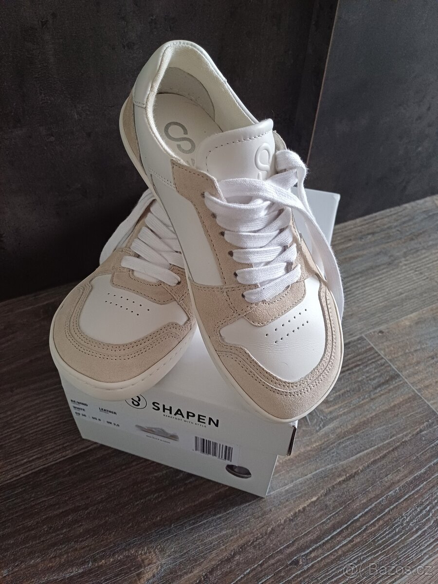 Shapen barefoot nové