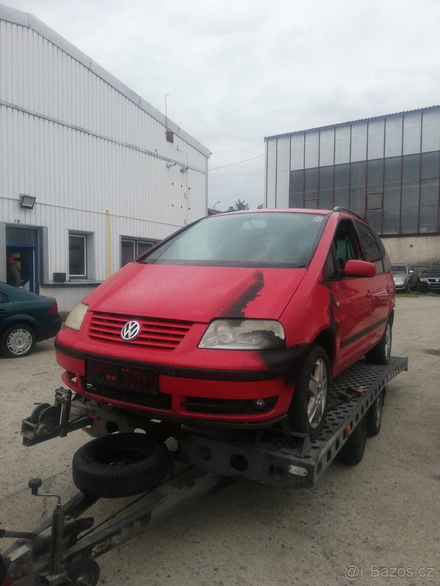 Rozprodám na díly VW Sharan 1.9tdi 85kw 4x4