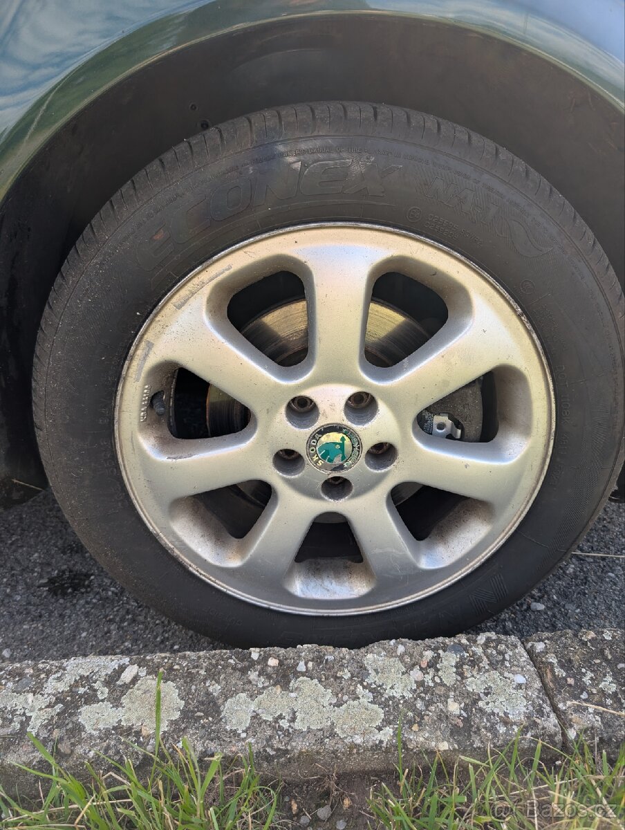 Alu kola Škoda R16, letní pneu nankang 205/55/16