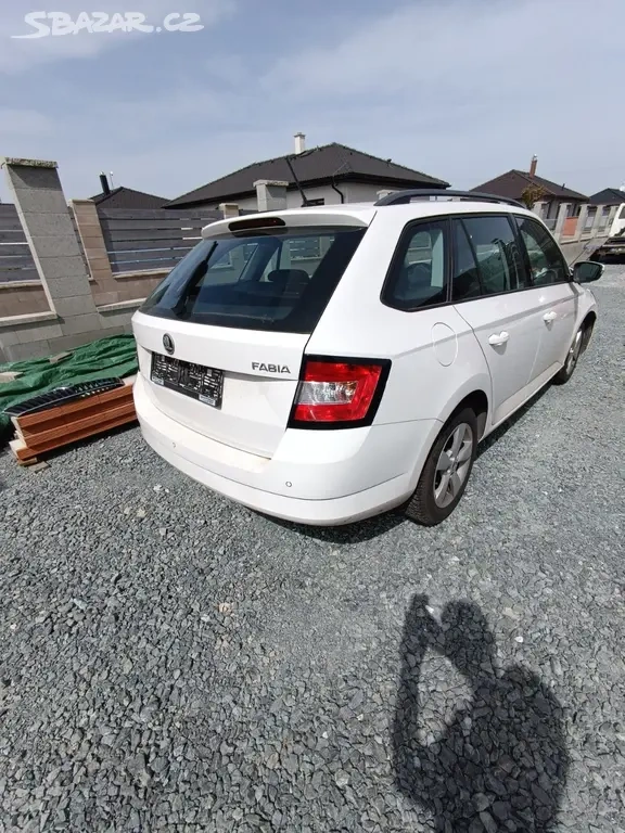 Zadní nárazník Škoda Fabia 3 Fabia III Combi Kombi