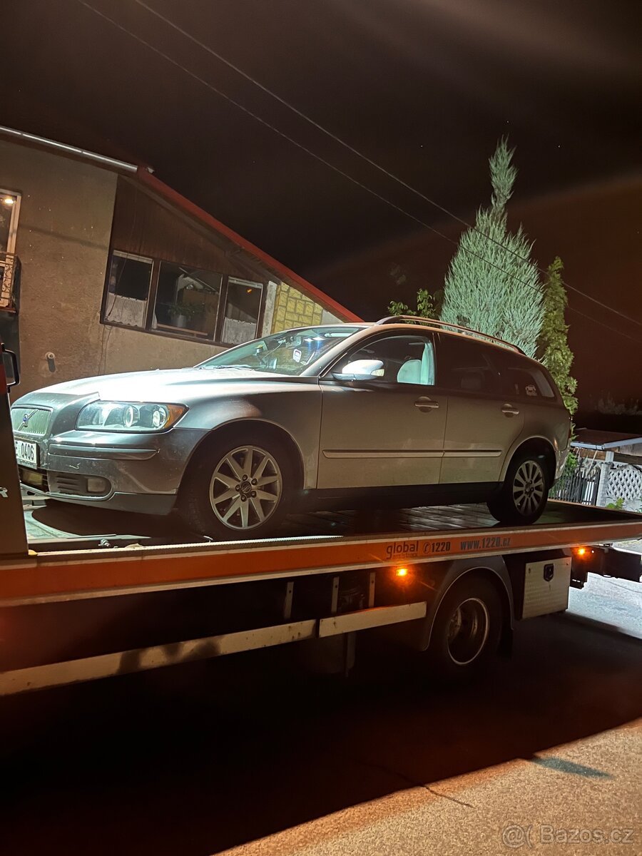 Volvo v50 2.0d (nepojizdné)