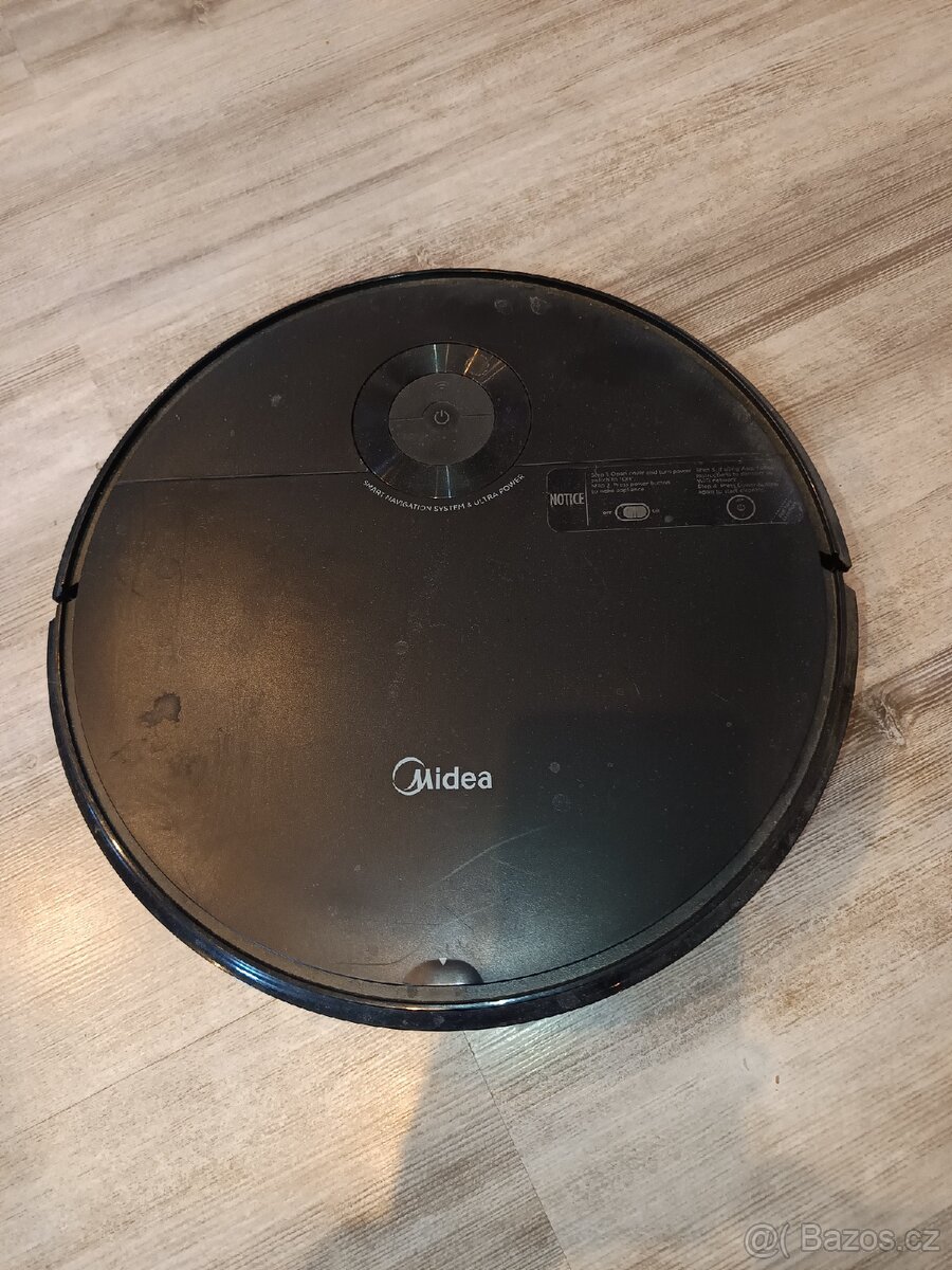 Robotický vysavač Midea i5c