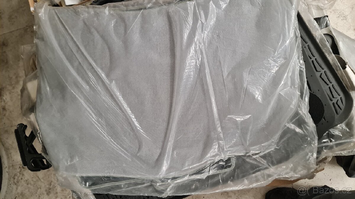 BMW řada X5 (E53) sada velurových koberců