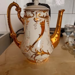 Porcelánové šálky