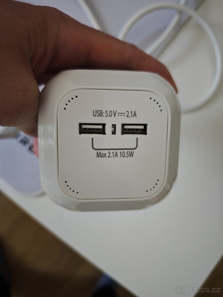 Prodlužovací kabel - kostka 1,9 m / 4 zásuvky / bílý / PVC /