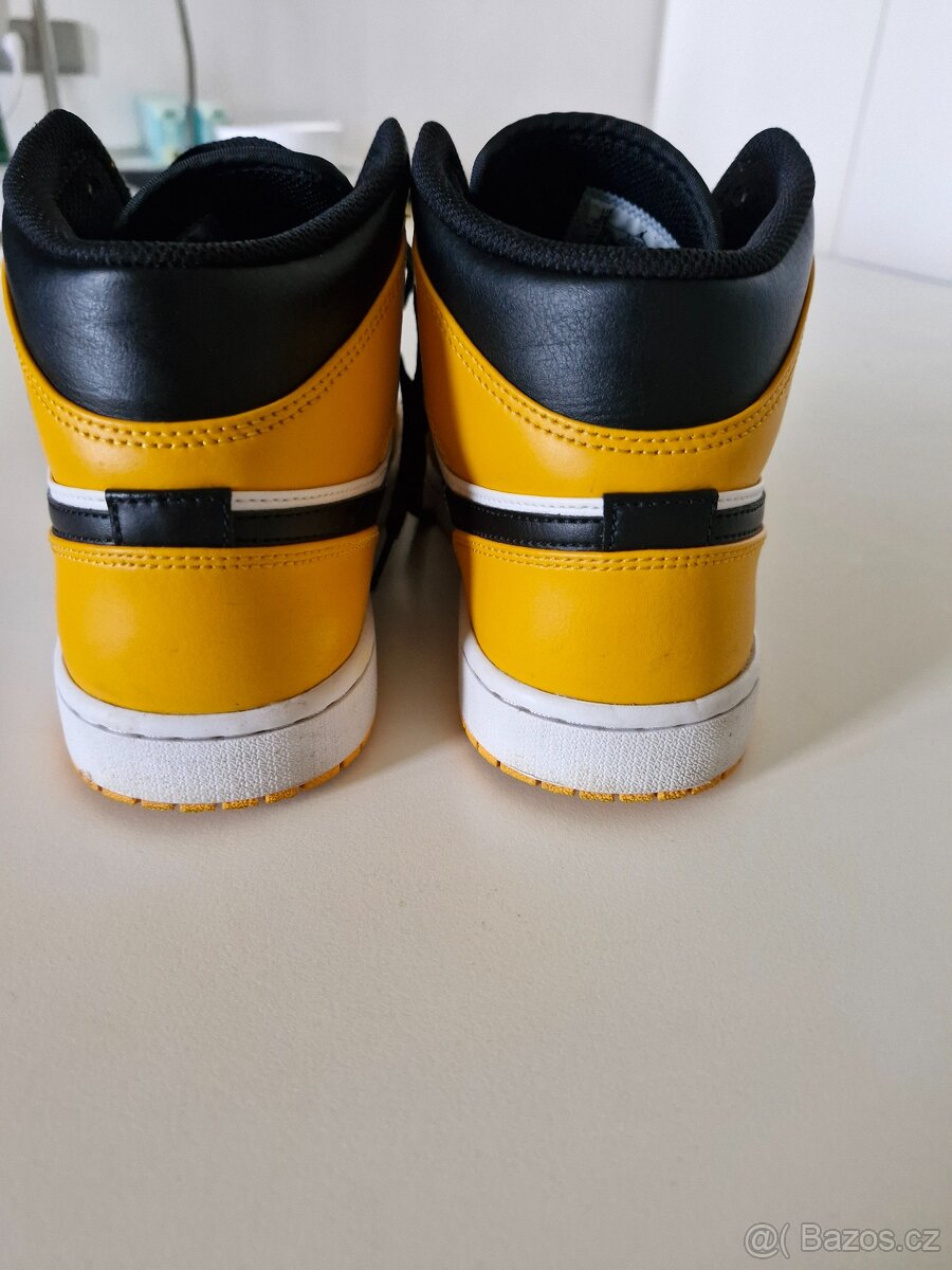 Nike Air Jordan Midi Taxi