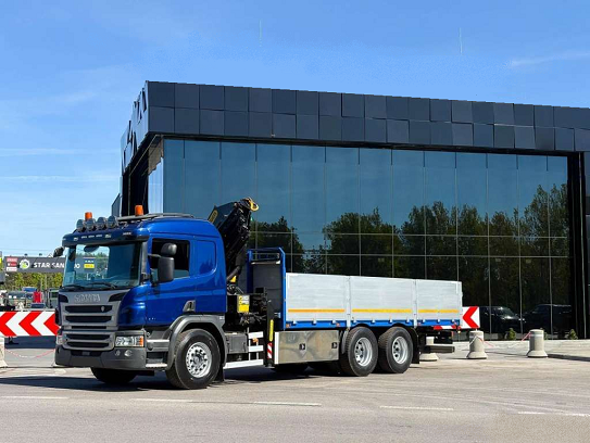 Scania P410 6x2 - valník s hydraulickou rukou Palfinger