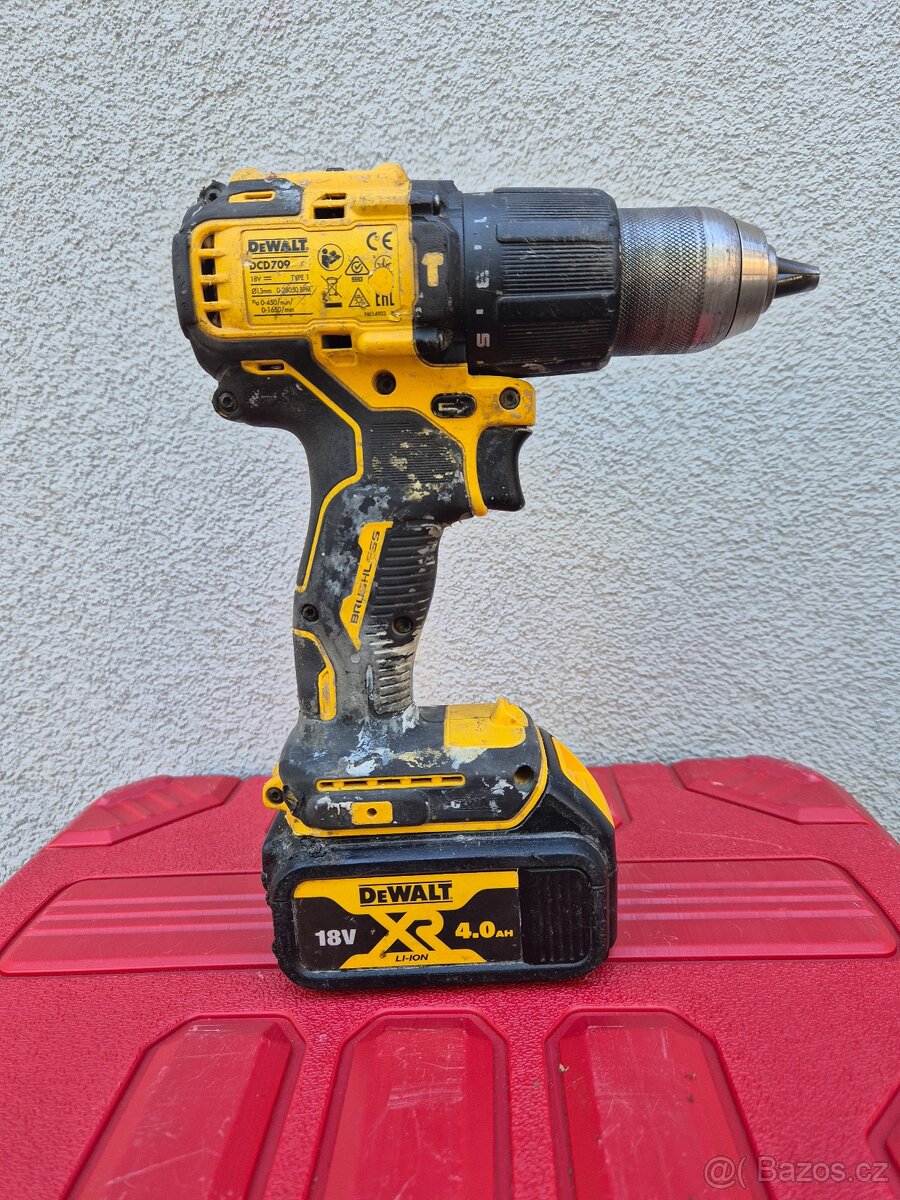 aku vrtačka DeWALT DCD709+akumulátor, baterie DeWALT DCB182