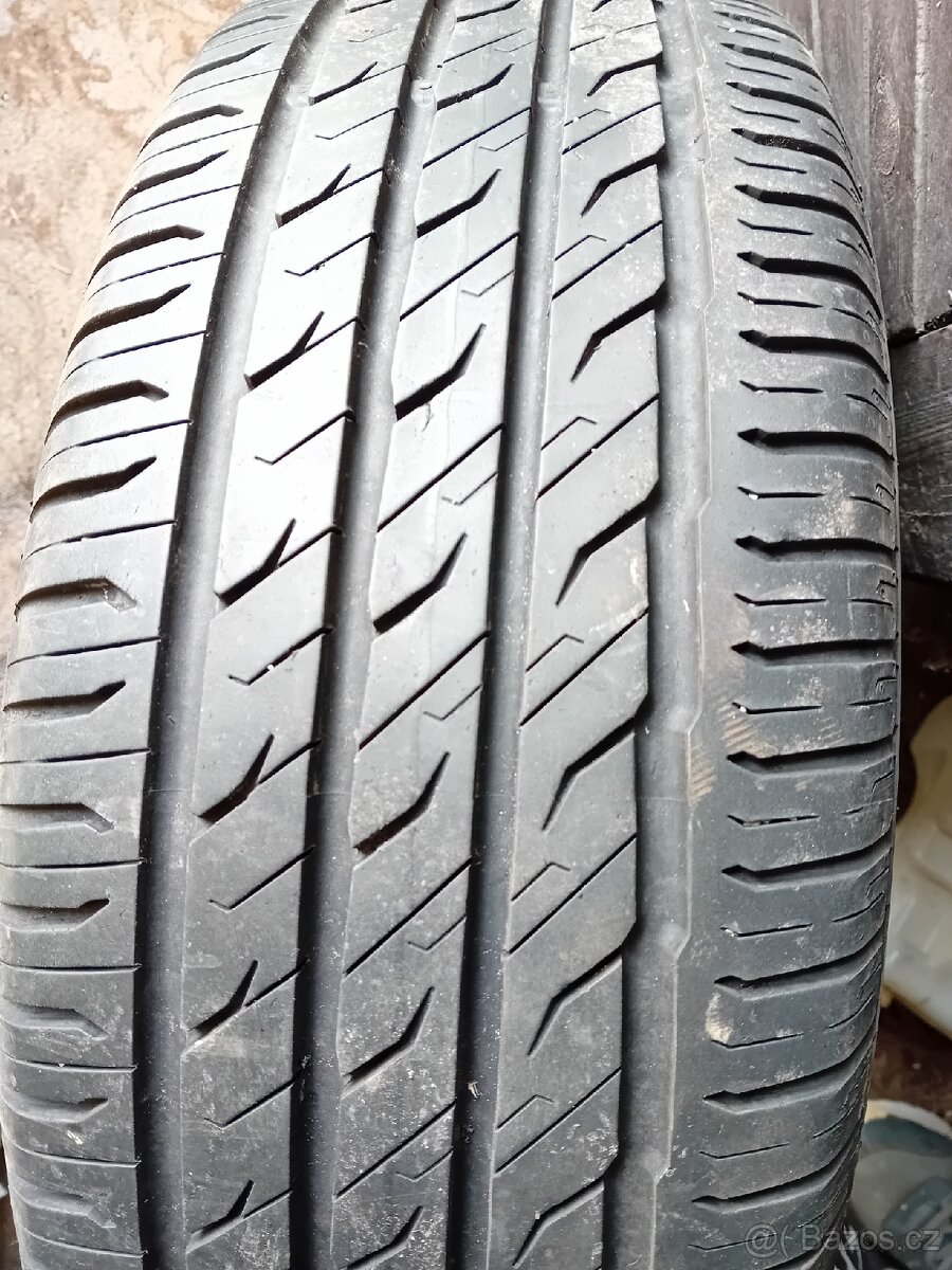 Prodám Sadu pneu 255/40/19 Michelin