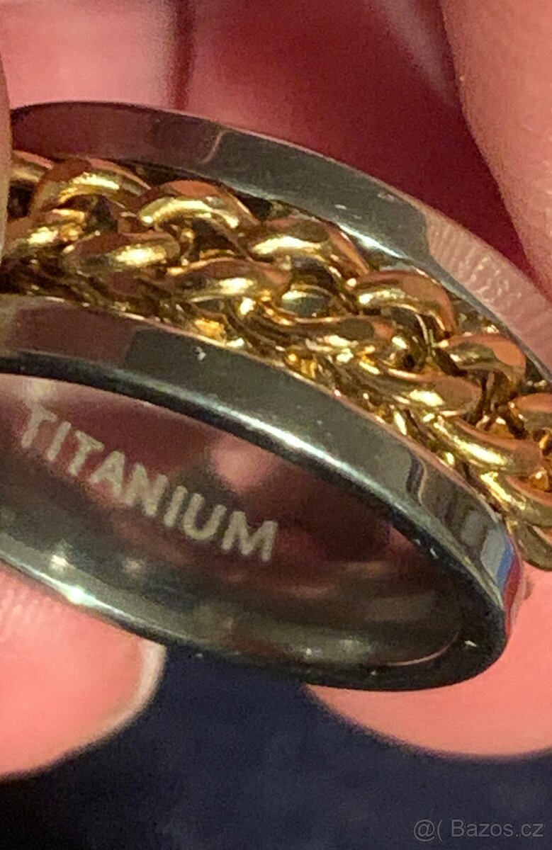 titan. ,..č.6