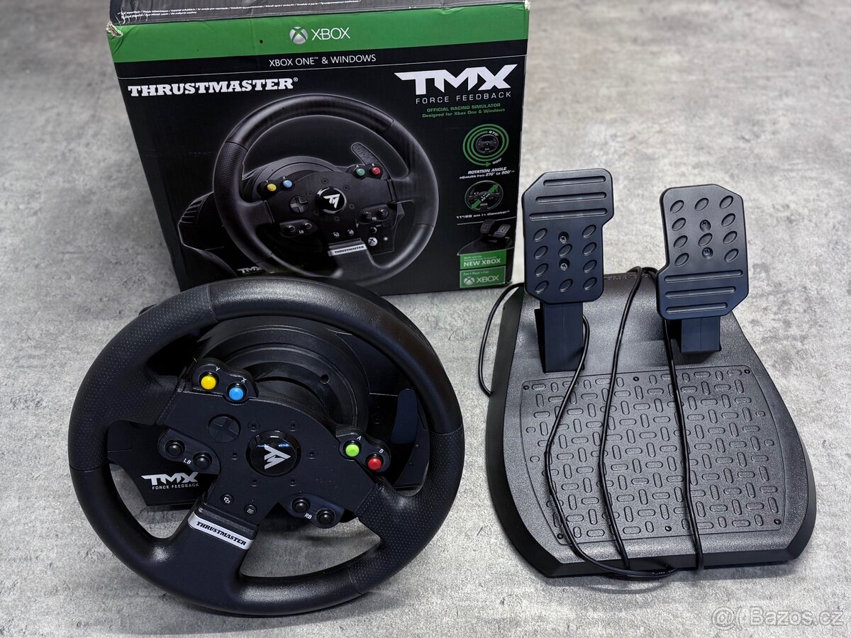 - Volant Thrustmaster TMX (XONE/XSX/PC) -