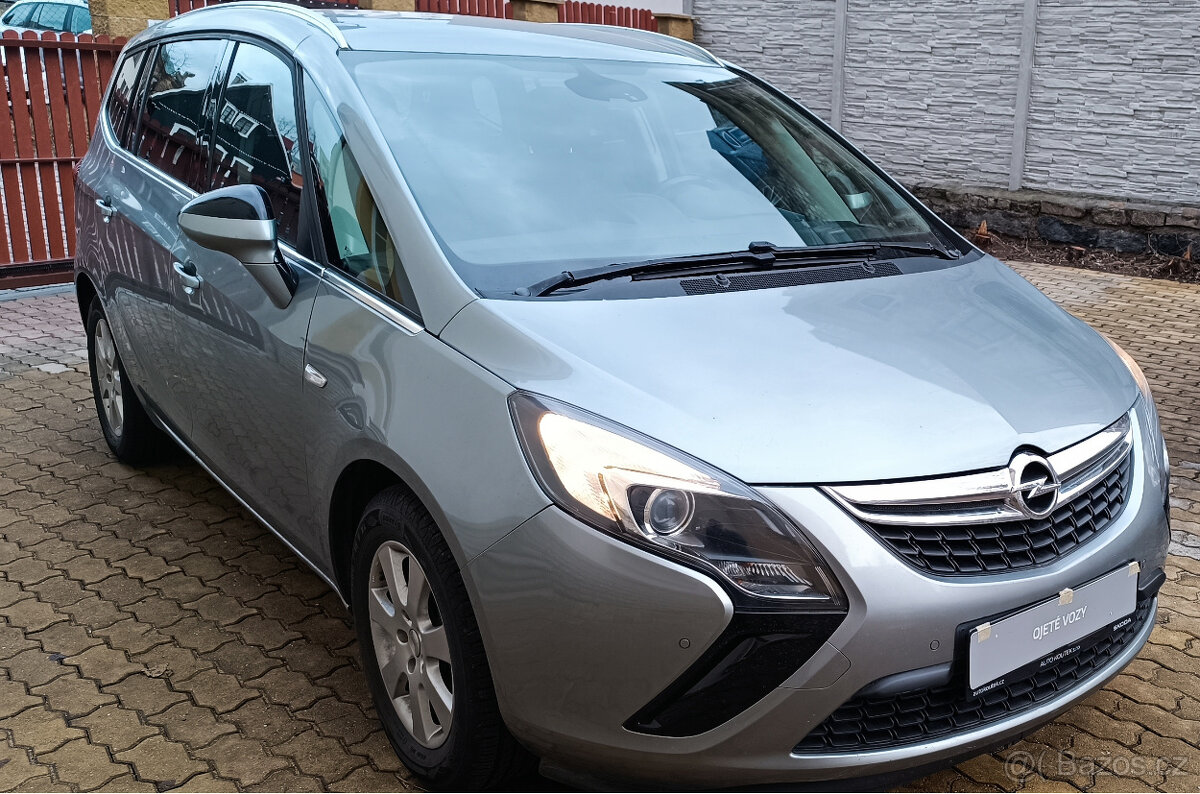 Zafira C - 1,6 CDTI 7 míst