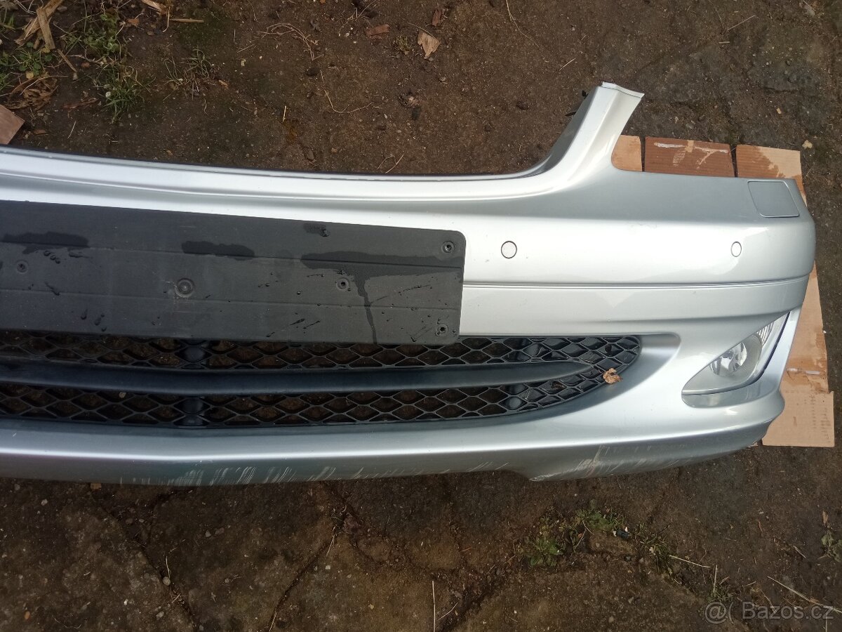 Přední nárazník mercedes w221