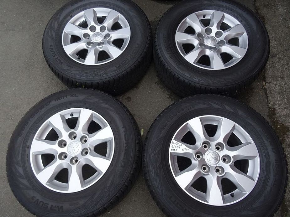 Alu disky Pajero, 17", 6x139.7 , ET 46, s pneu