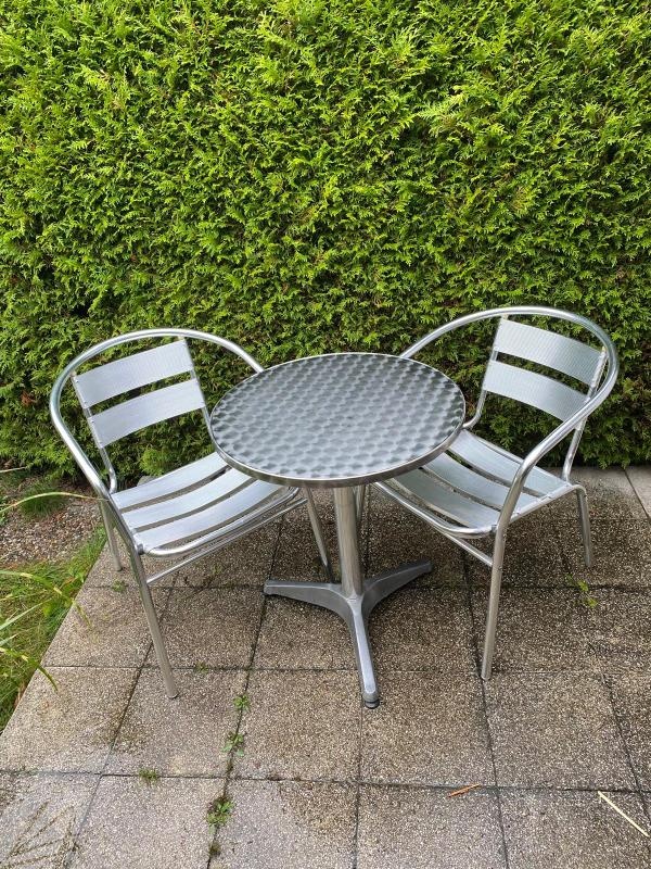 Nerezový zahradní set - nerezový nábitek.