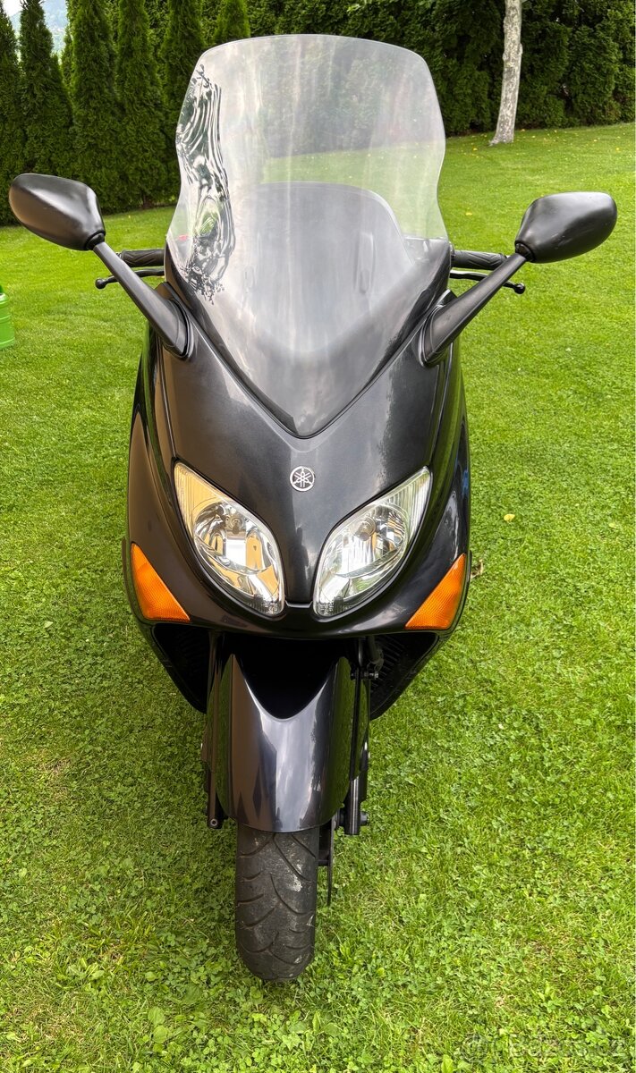 Yamaha tmax