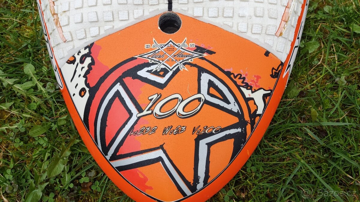 windsurf plovák Naish