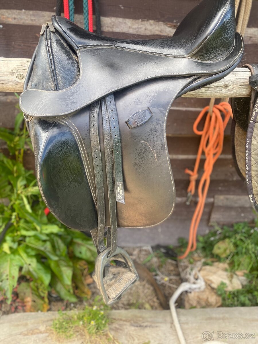 Barefoot Wellington
