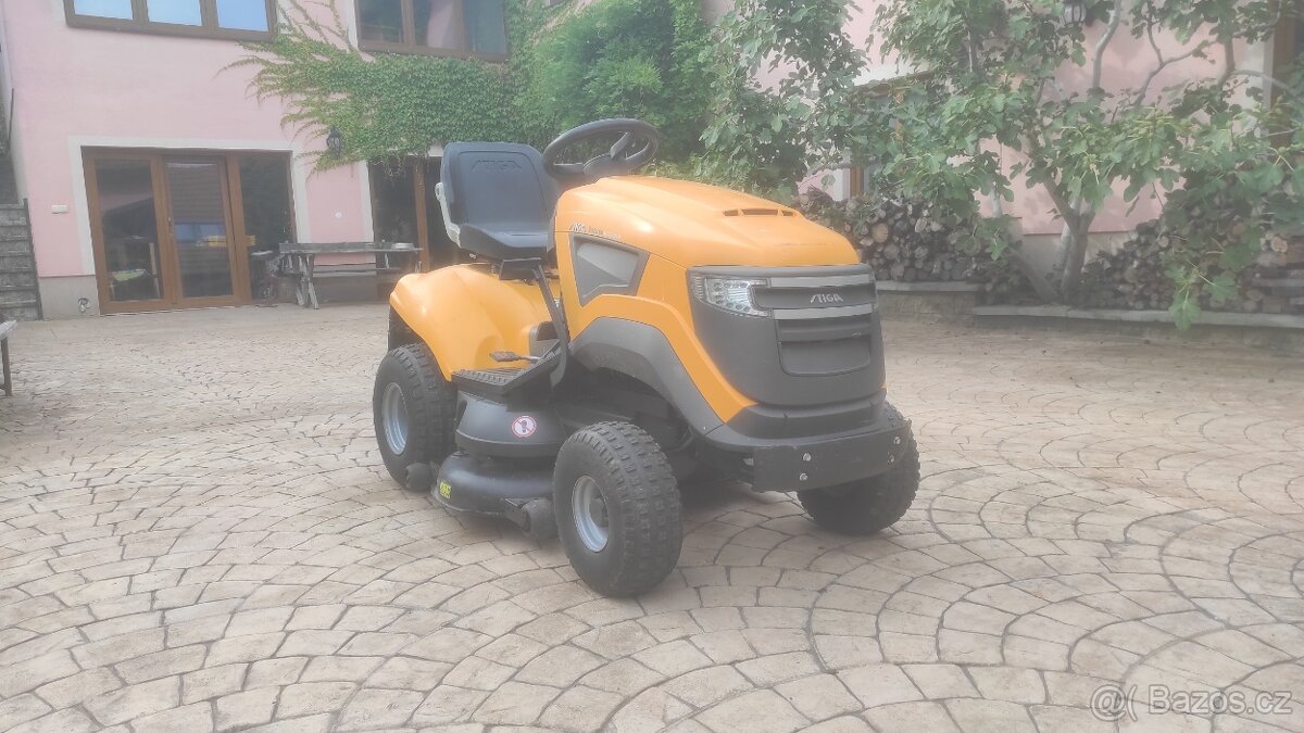 Prodám sekací traktor Stiga estate 6102 HW