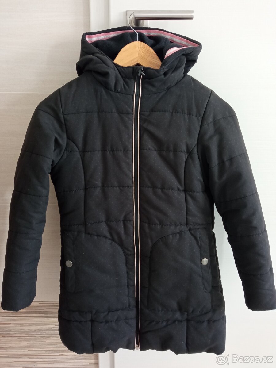 Dívčí zimní bunda vel.140