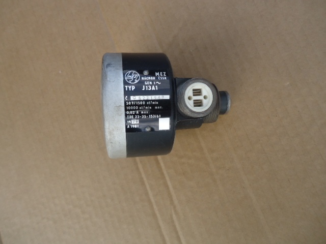 Tachogenerátor J13A1