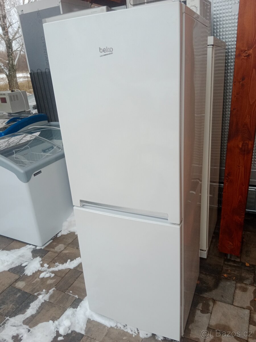 Lednice s mrazakem Beko