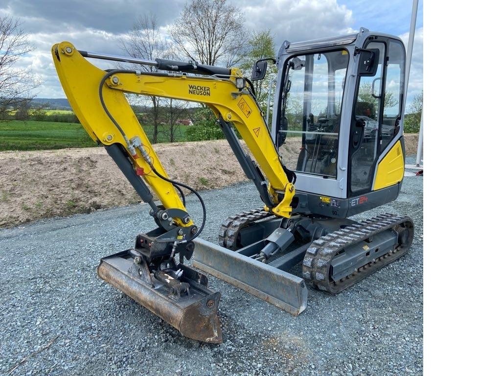 Minibagr Wacker Neuson EZ 24