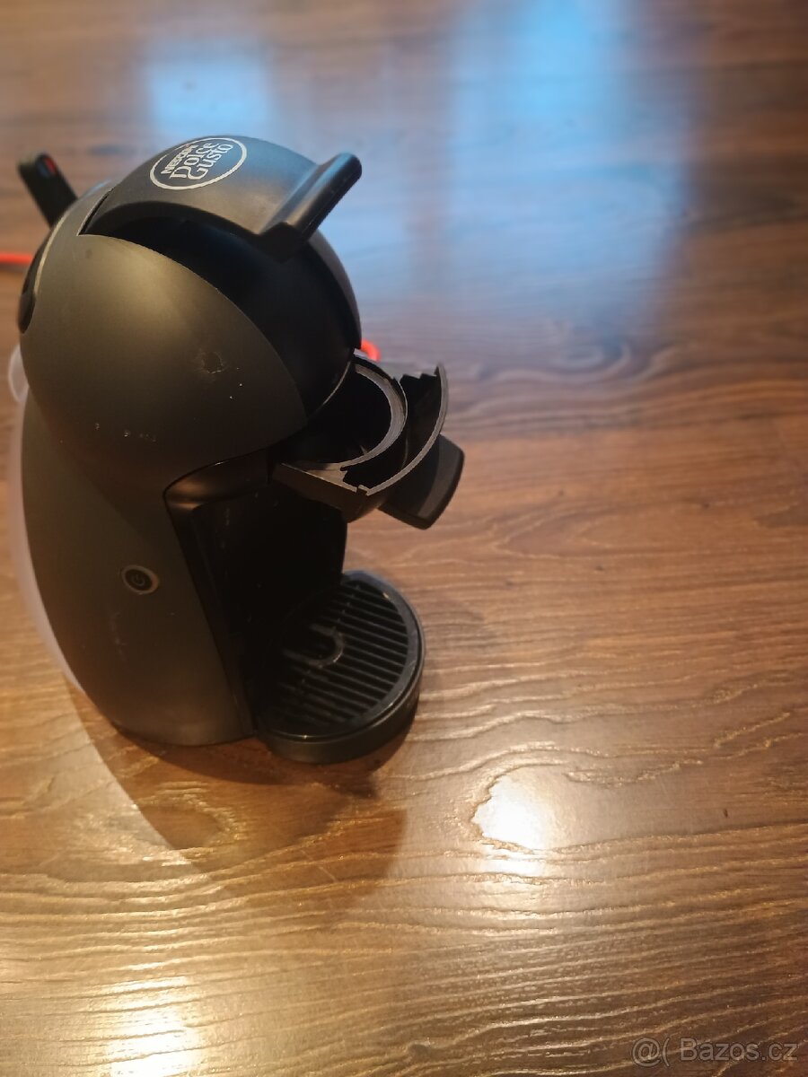 Prodám Kávovar Dolce Gusto