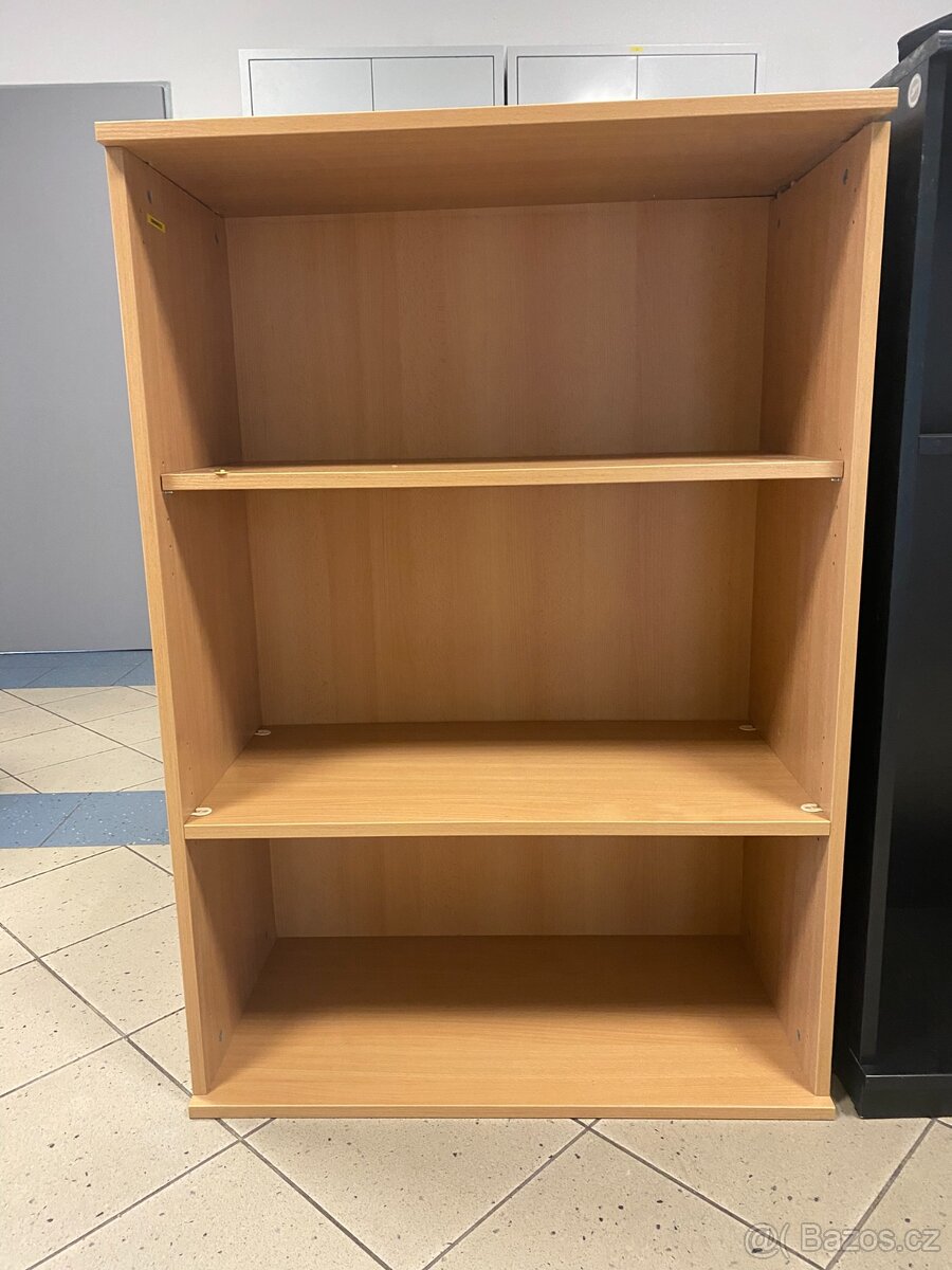 Skříň na šanony