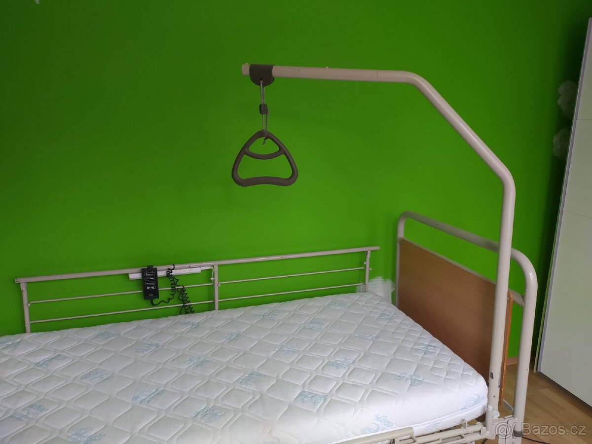 Zdravotní polohovací elektrická postel