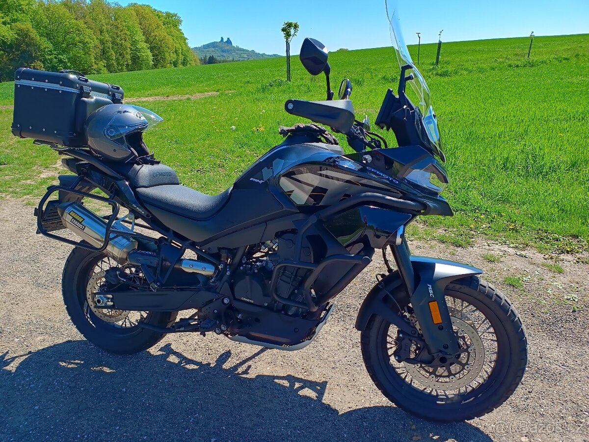CF moto 800mt explore 2.2024