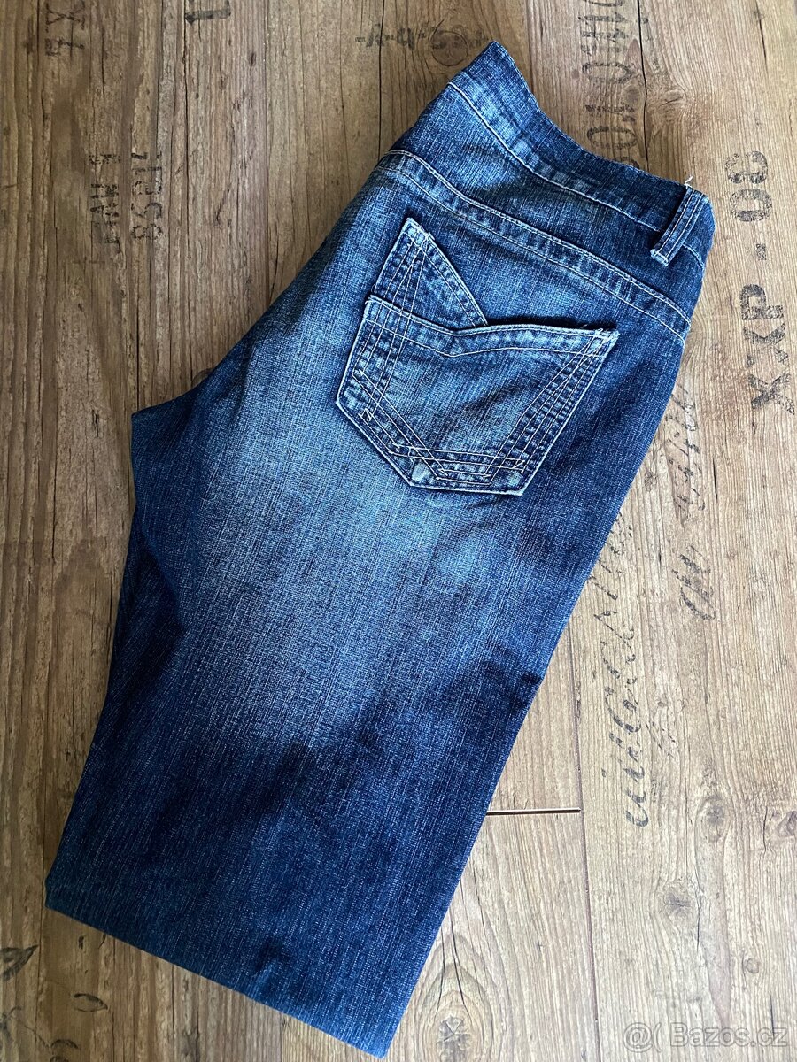 Dámské džíny slim fit 40