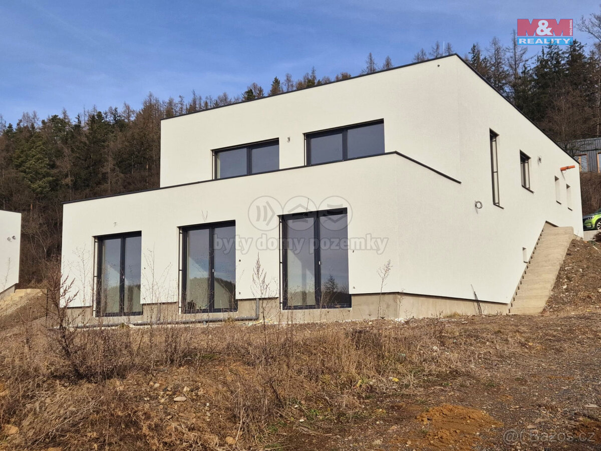 Prodej rodinného domu, 240 m², Jince, ul. Pod Klínkem