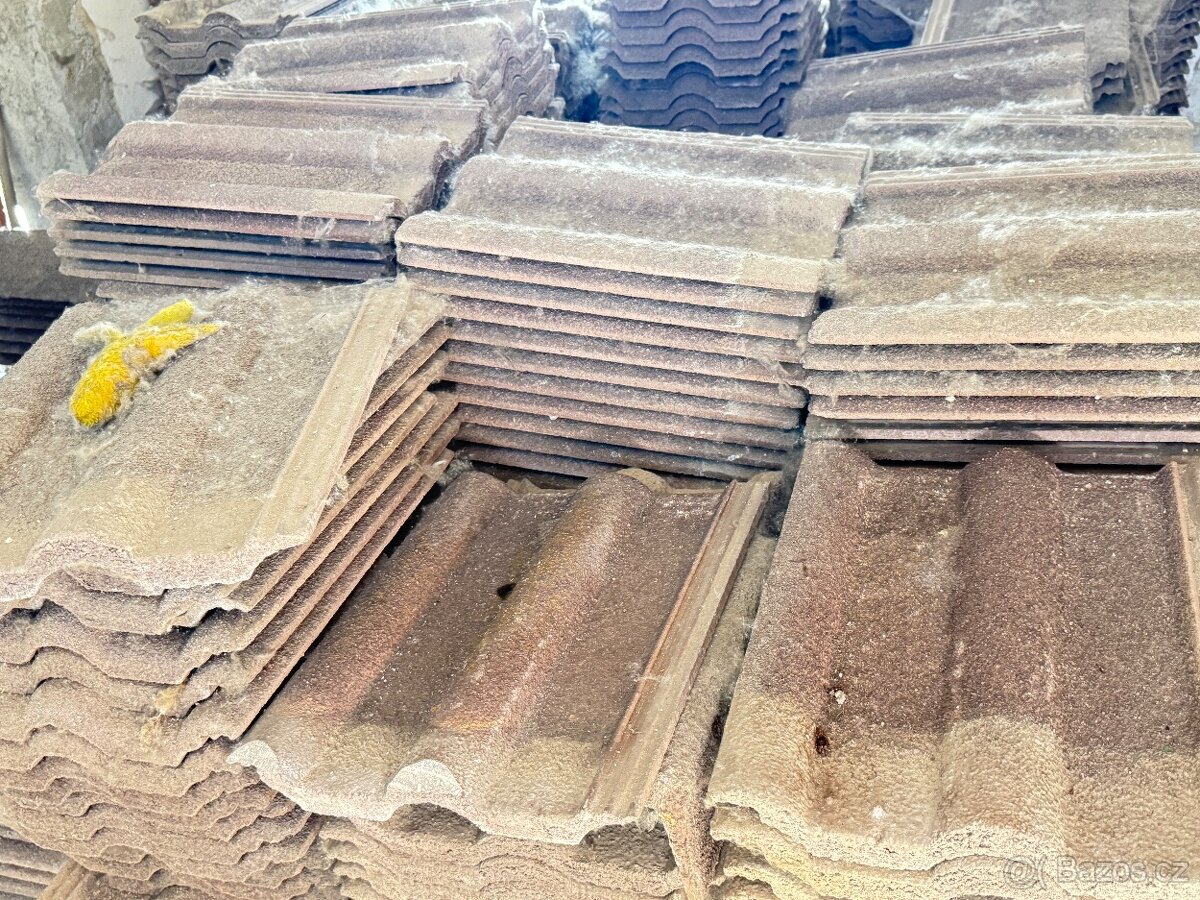 Střešní tašky Bramac Alpská hnědá sypaná - kompletní střecha