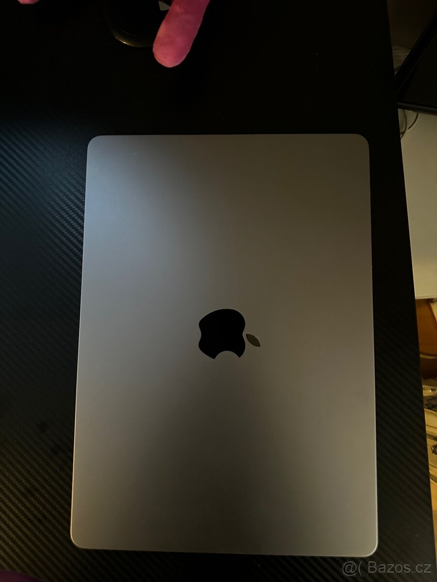 MacBook Air 13,6 M3 8GB/256GB space grey 2024
