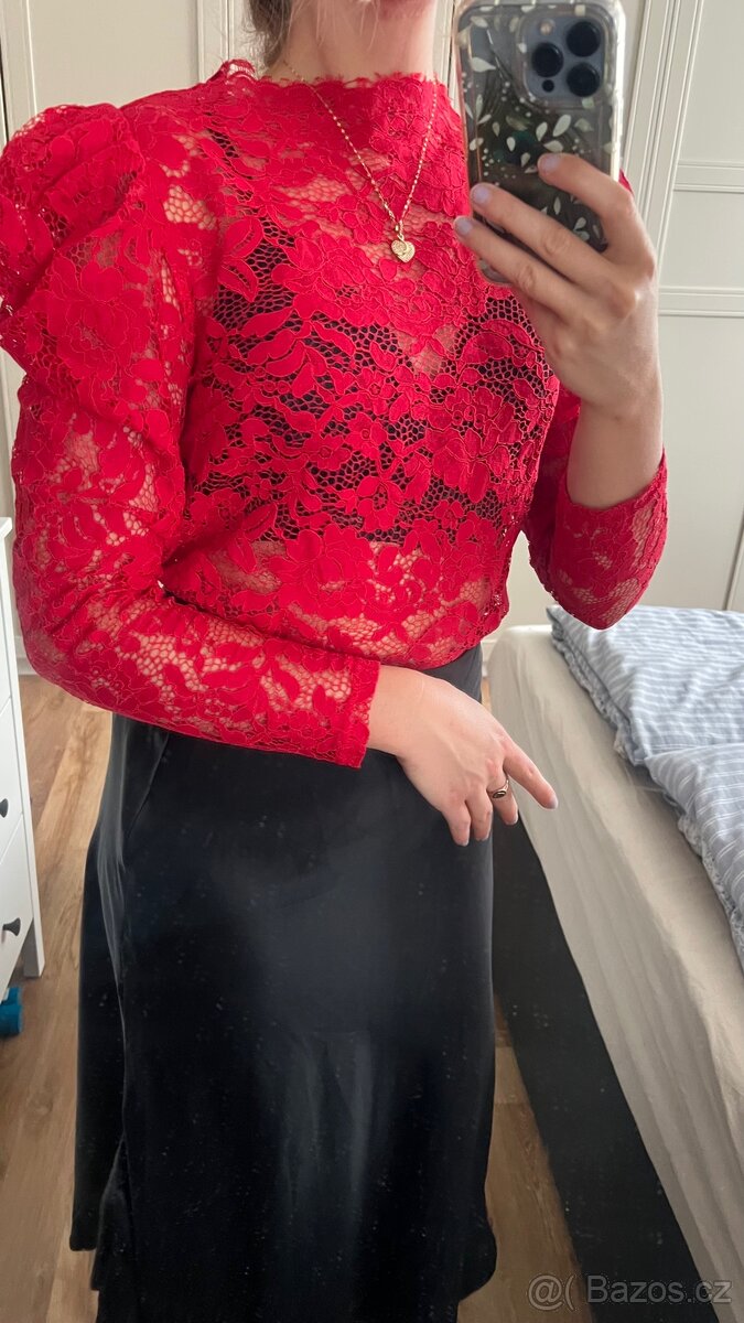 Krajkovaná halenka vel. XS