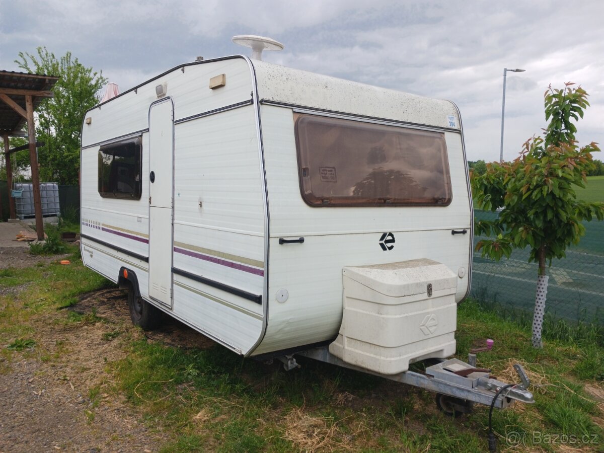 Obytný přívěs, karavan s TP