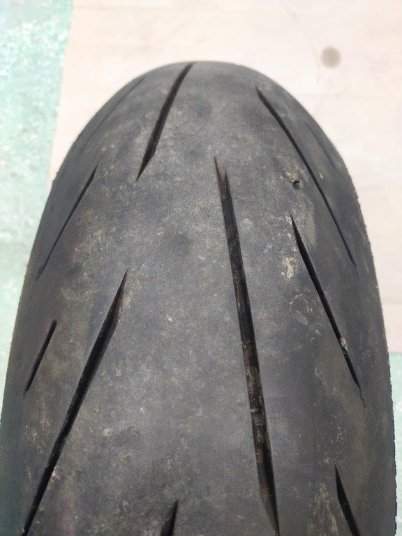 Moto pneu 180/55 17