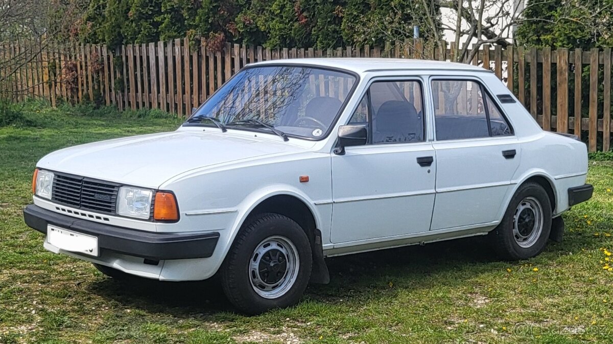 Škoda 120L
