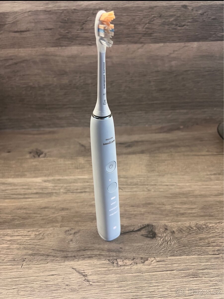 Zubní kartáček Philips Sonicare 9000 DiamondClean HX9911/19