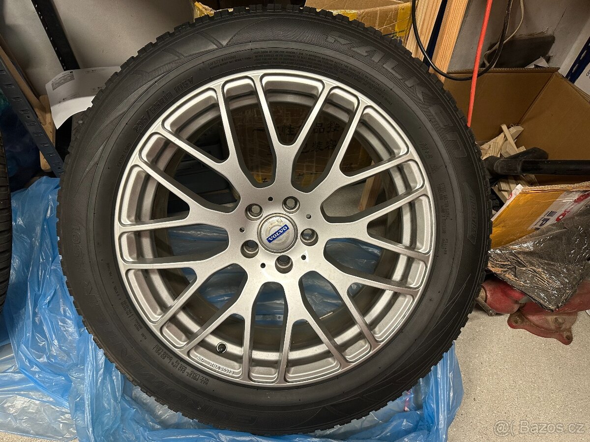 Disky + zimní pneu 5x108 235/55 R19 ET42 na Volvo a další