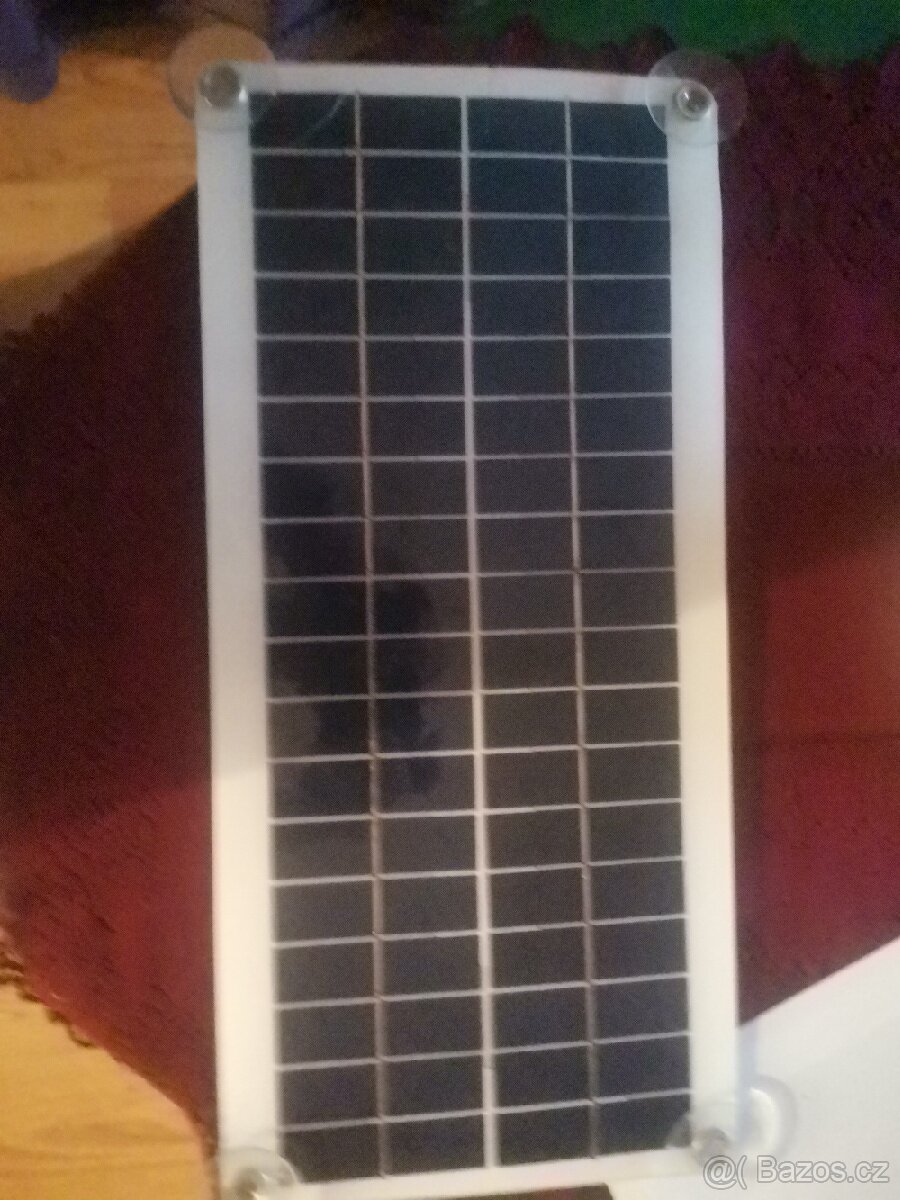 Solární panel