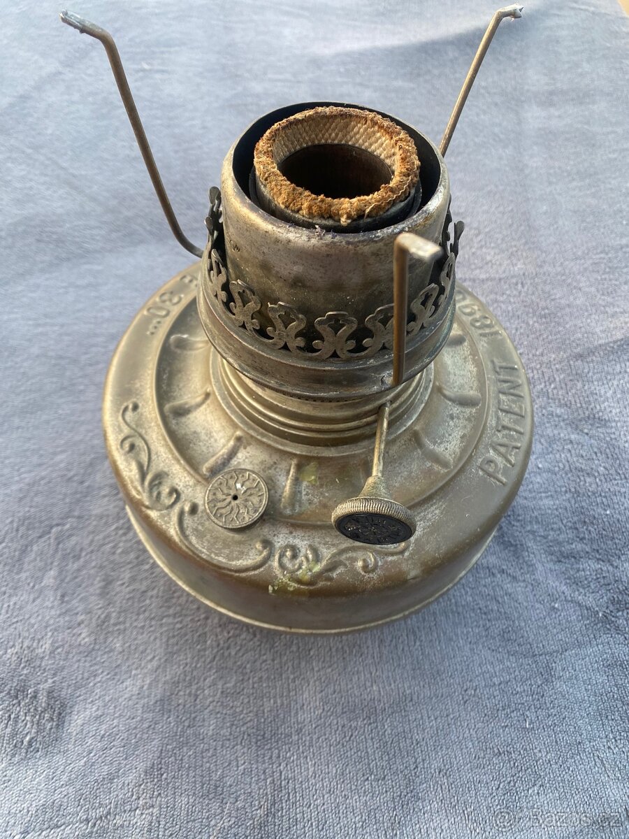 Petrolejová lampa