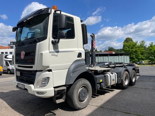 TATRA PHOENIX 8P6R33.390