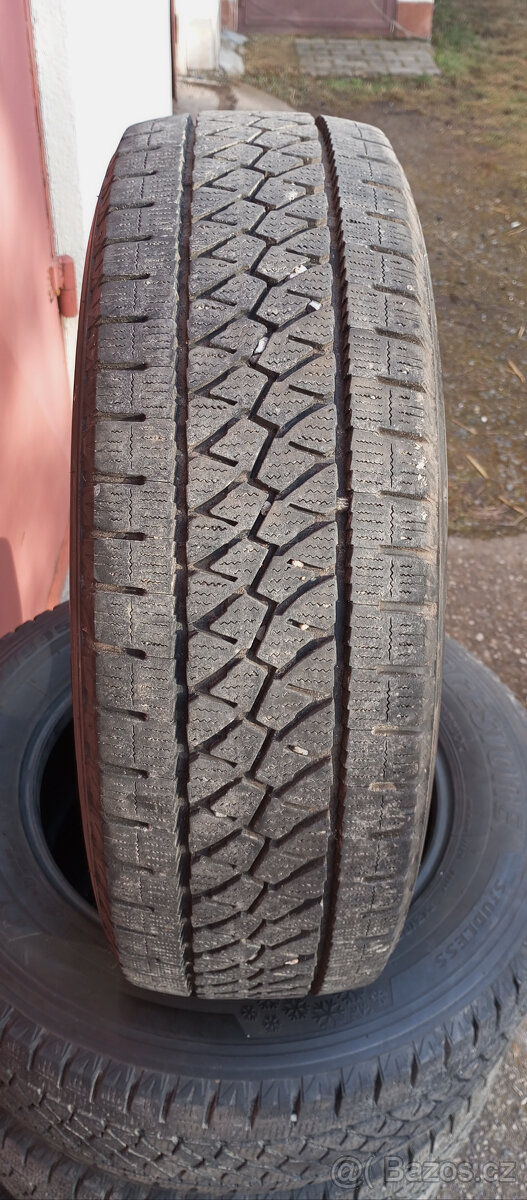 Pneu BRIDGESTONE 215/65 R16 C - M+S