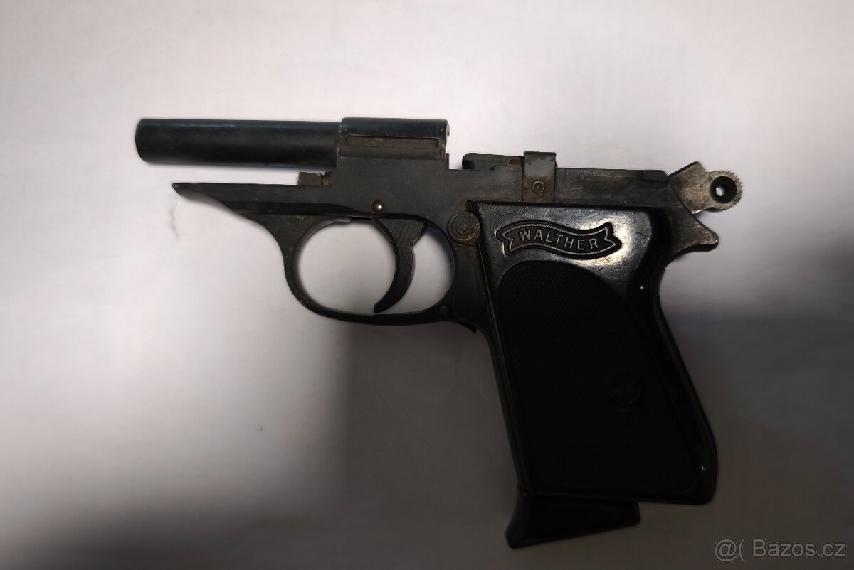 Plynová pistole Walther PP bez závěru